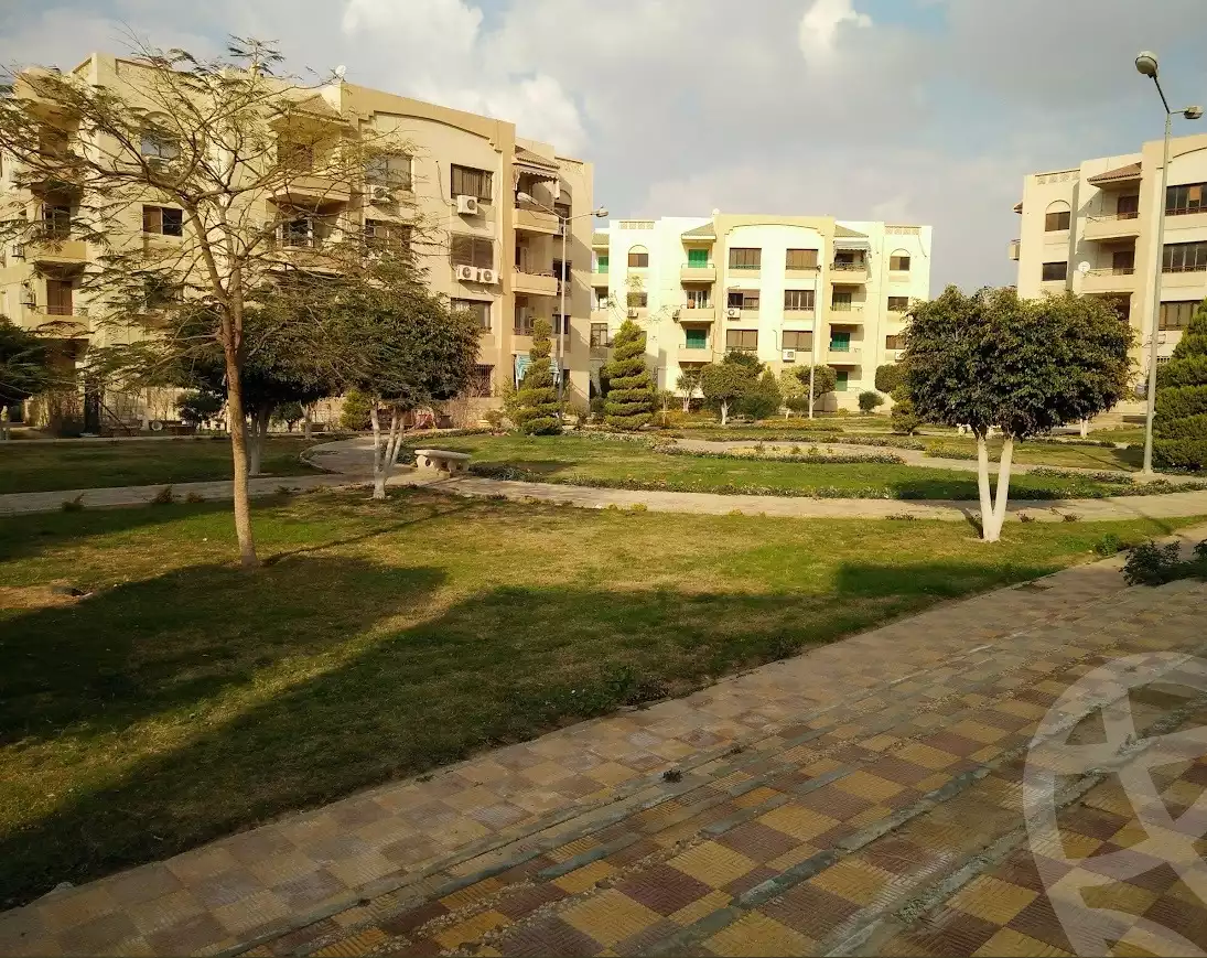 https://aqarmap.com.eg/en/listing/5837274-for-sale-cairo-el-shorouk-compounds-spring-valley