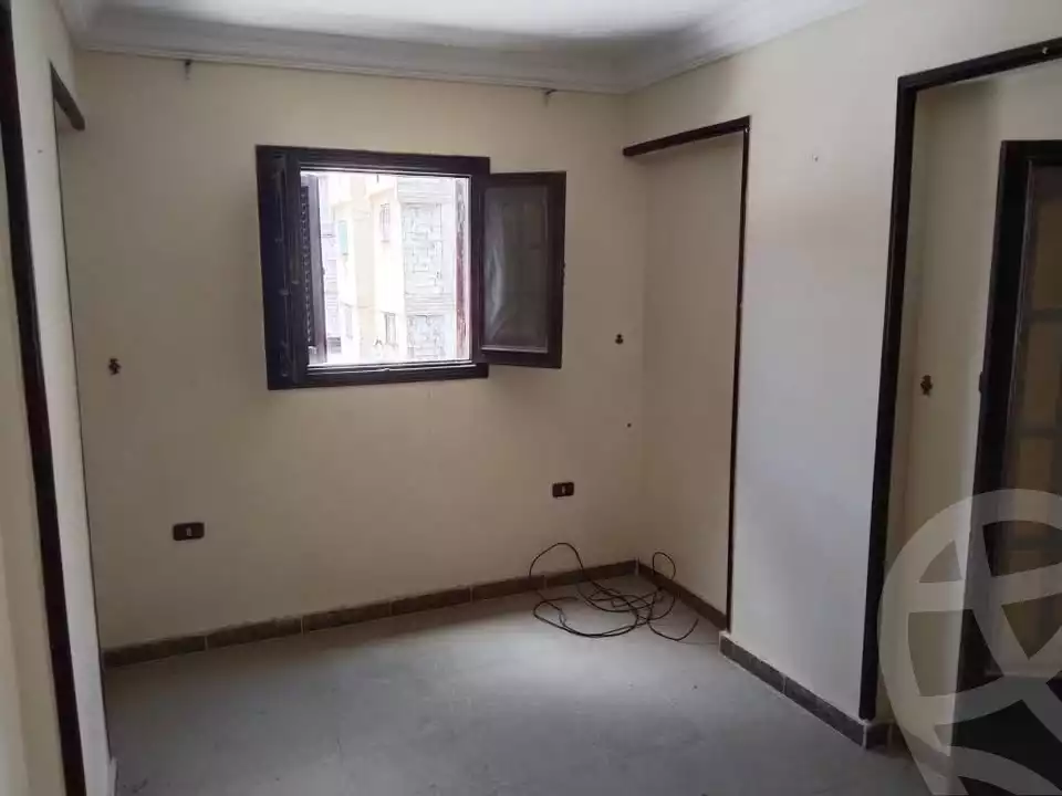 https://aqarmap.com.eg/ar/listing/5837626-for-sale-alexandria-bw-qyr-street-25