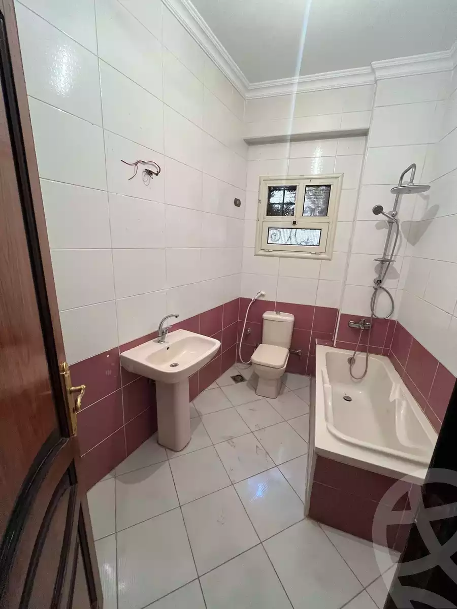 https://aqarmap.com.eg/en/listing/5838636-for-rent-cairo-new-cairo-el-yassamin-el-yasmeen-8