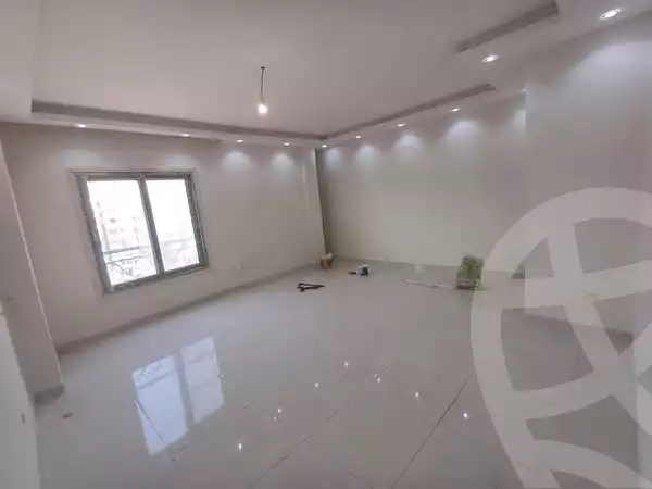 https://aqarmap.com.eg/ar/listing/5839126-for-rent-cairo-mokattam-lhdb-l-ly
