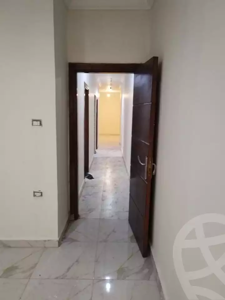 https://aqarmap.com.eg/en/listing/5839287-for-sale-alexandria-glim