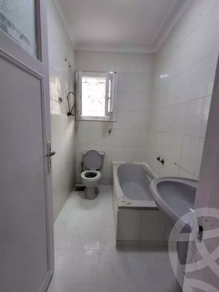 https://aqarmap.com.eg/en/listing/5841031-for-sale-alexandria-l-jmy-shataa-el-nakheel