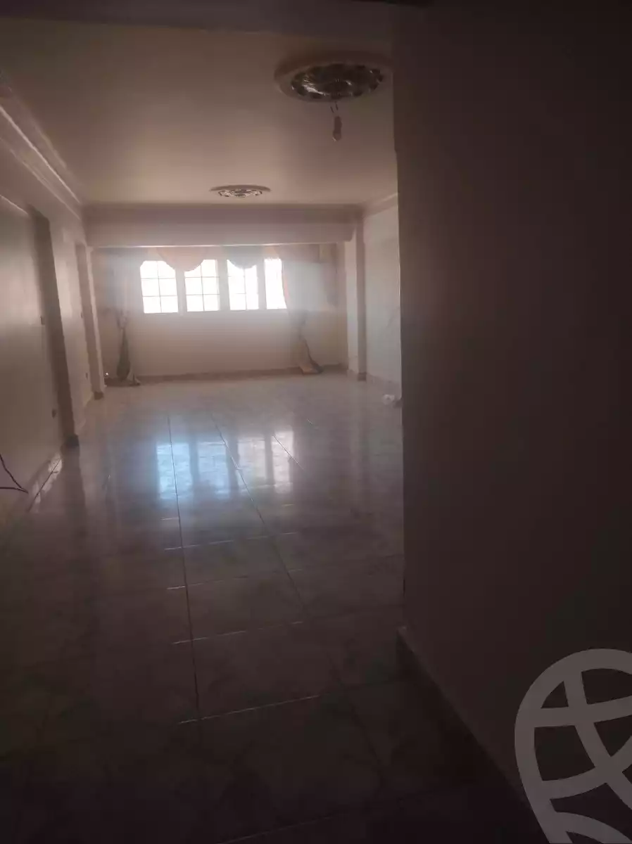 https://aqarmap.com.eg/ar/listing/5841368-for-rent-alexandria-smouha-acid-city