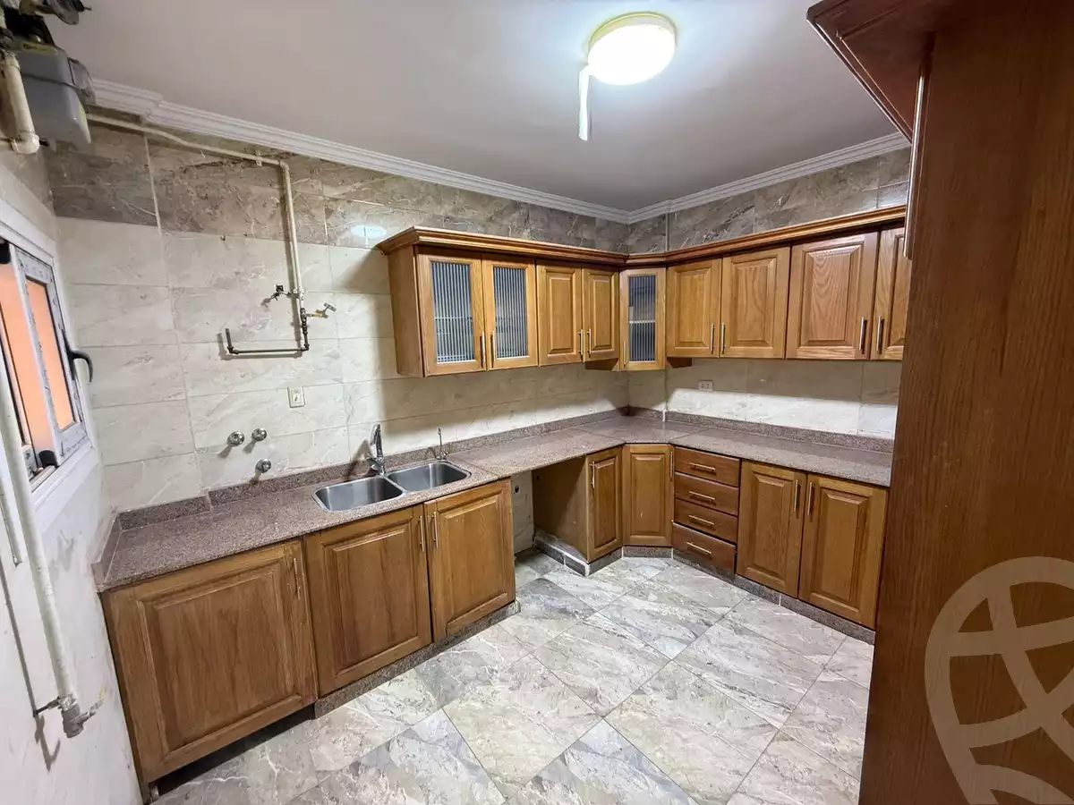 https://aqarmap.com.eg/ar/listing/5841408-for-sale-cairo-new-cairo-compounds-el-jawhara