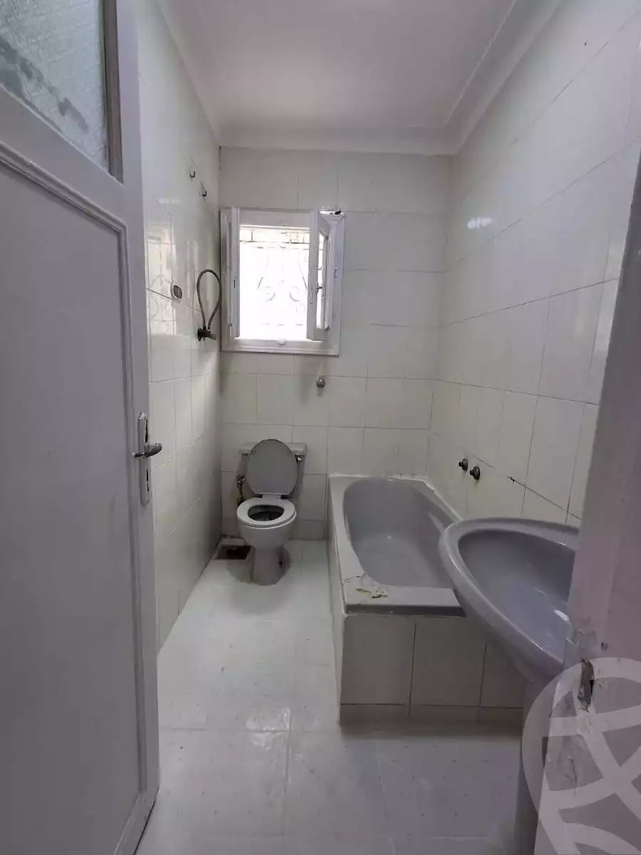 https://aqarmap.com.eg/ar/listing/5843316-for-sale-alexandria-l-jmy-shataa-el-nakheel