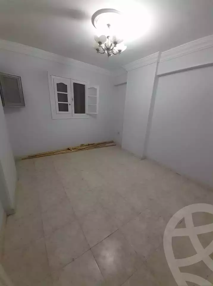 https://aqarmap.com.eg/en/listing/5843665-for-sale-alexandria-zezenia-ibrahim-el-attar-st