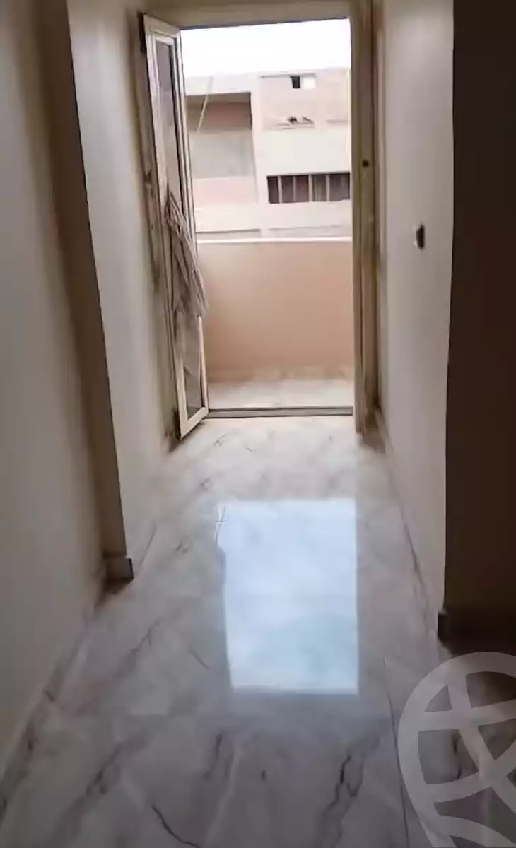 https://aqarmap.com.eg/en/listing/5843944-for-sale-cairo-ain-shams-shr-hmd-jbr
