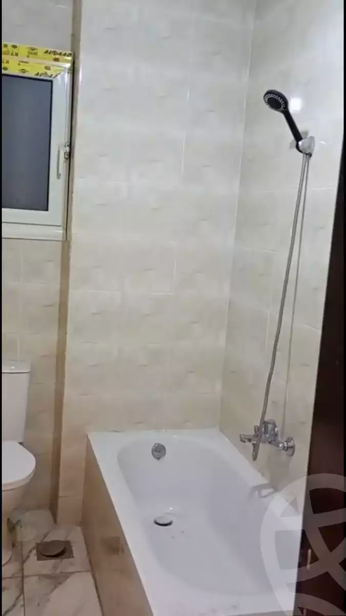 https://aqarmap.com.eg/ar/listing/5844394-for-rent-cairo-ain-shams-mnshy-lthryr