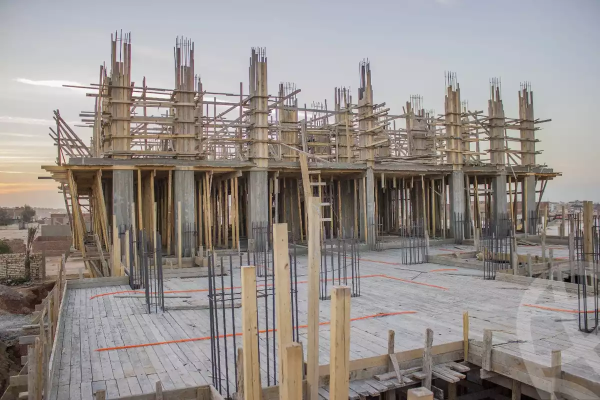 https://aqarmap.com.eg/en/listing/5845852-for-sale-cairo-el-shorouk-compounds-sky-view-compound-emaar