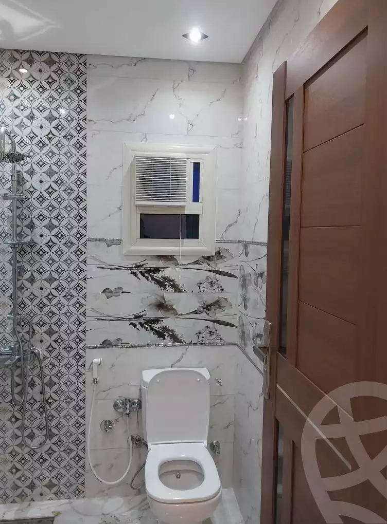https://aqarmap.com.eg/ar/listing/5846352-for-sale-alexandria-llbn