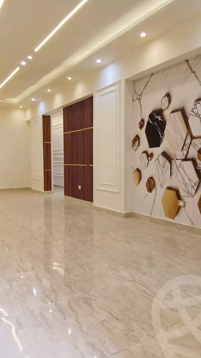 https://aqarmap.com.eg/ar/listing/5846479-for-sale-alexandria-l-jmy-lbytsh-el-reyad-st