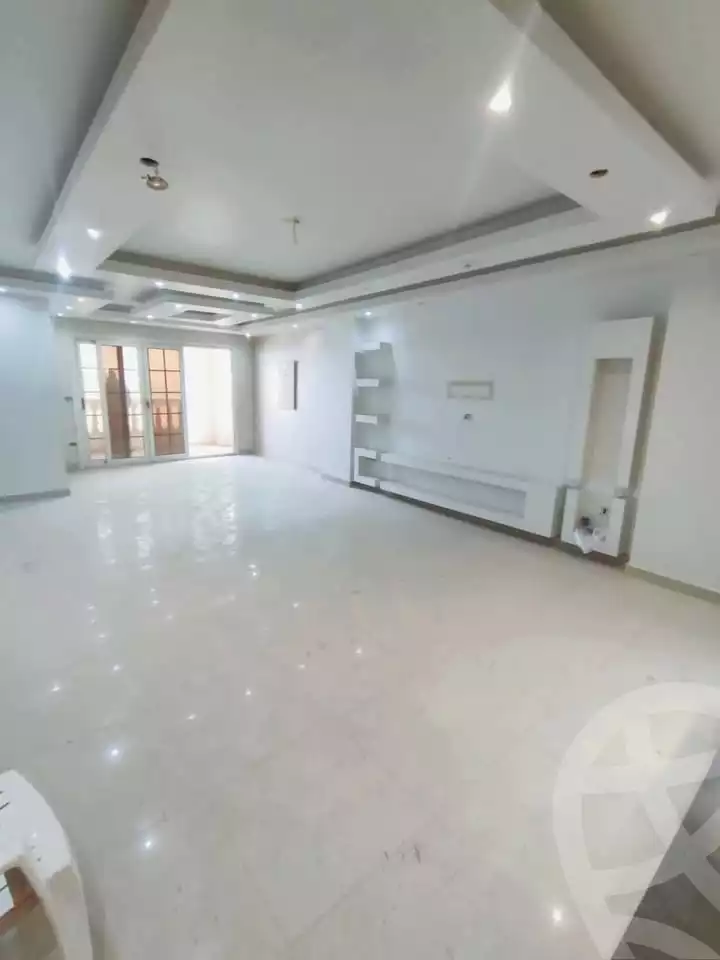 https://aqarmap.com.eg/ar/listing/5847582-for-sale-cairo-mokattam-lhdb-l-ly