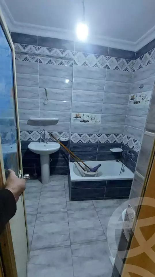 https://aqarmap.com.eg/en/listing/5847877-for-rent-alexandria-bahray-el-anfoshy