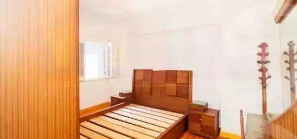 https://aqarmap.com.eg/en/listing/5848280-for-sale-alexandria-glim-mostafa-maher-st