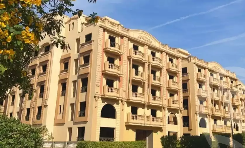 https://aqarmap.com.eg/en/listing/5850002-for-sale-cairo-new-cairo-compounds-el-ashrafia