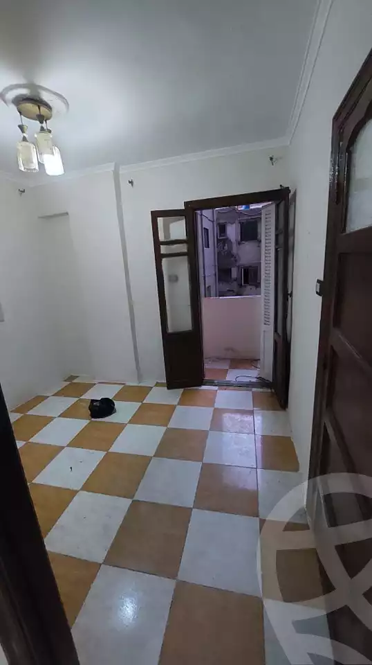 https://aqarmap.com.eg/ar/listing/5852686-for-sale-alexandria-rs-ltyn