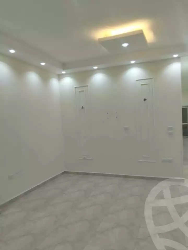 https://aqarmap.com.eg/ar/listing/5853132-for-rent-cairo-mokattam-lhdb-l-ly