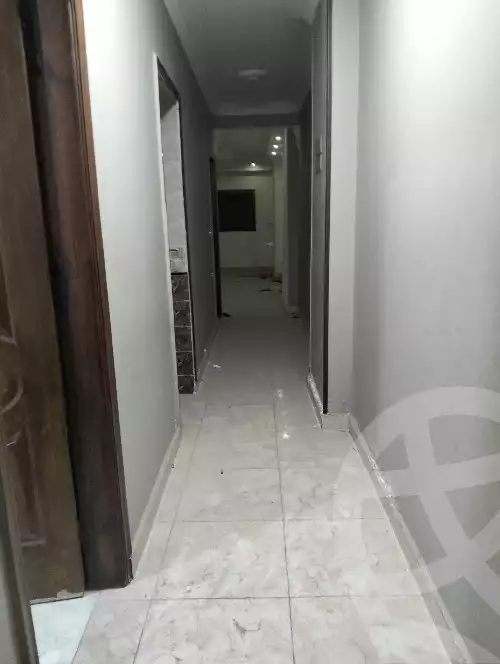 https://aqarmap.com.eg/ar/listing/5853331-for-rent-cairo-ain-shams-mnshy-lthryr