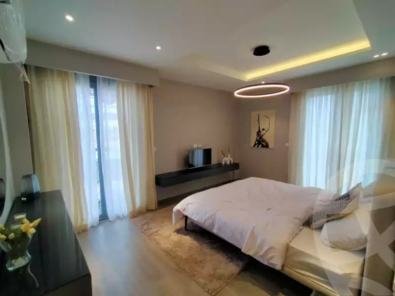 https://aqarmap.com.eg/ar/listing/5853553-for-sale-cairo-el-sheikh-zayed-city-compounds-kmbwnd-fyldj-wyst-dr-llttwyr