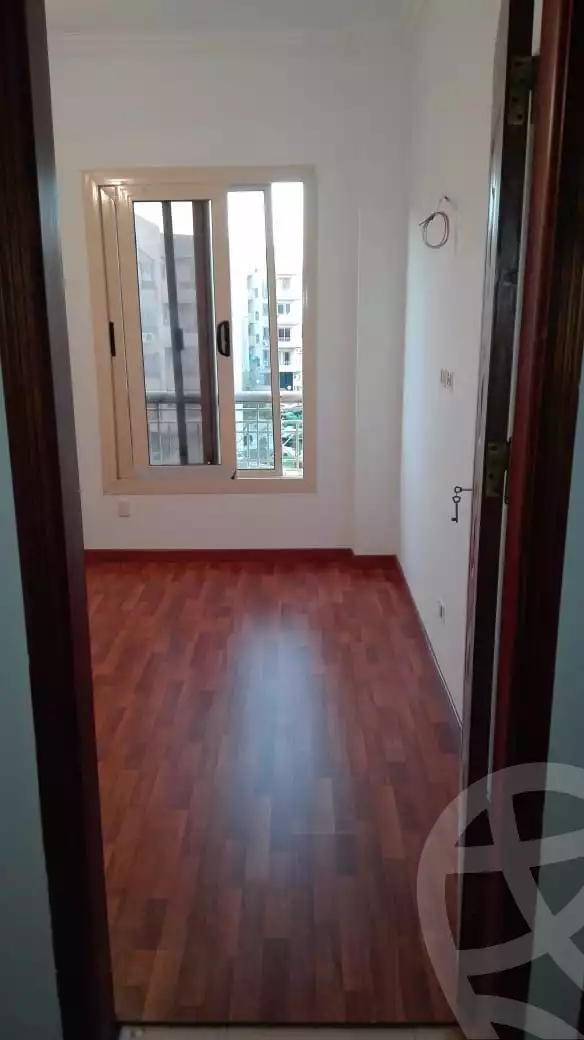 https://aqarmap.com.eg/en/listing/5853759-for-sale-cairo-el-sheikh-zayed-city-compounds-opera-city