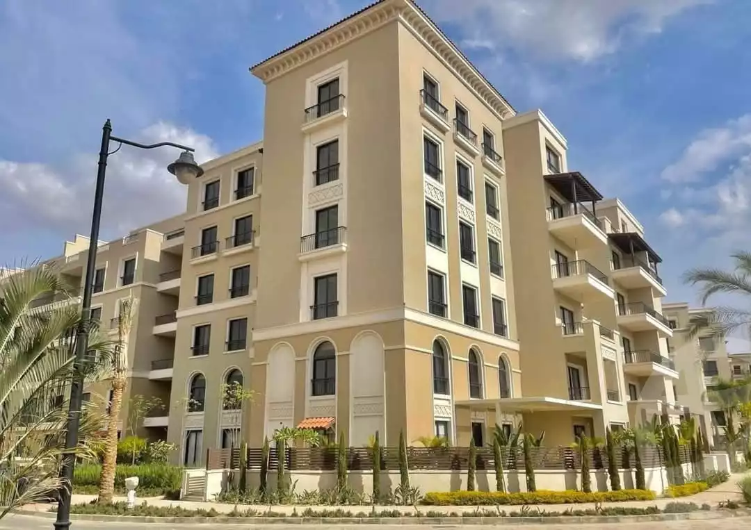 https://aqarmap.com.eg/en/listing/5853810-for-sale-cairo-el-sheikh-zayed-city-compounds-kmbwnd-fyldj-wyst-dr-llttwyr