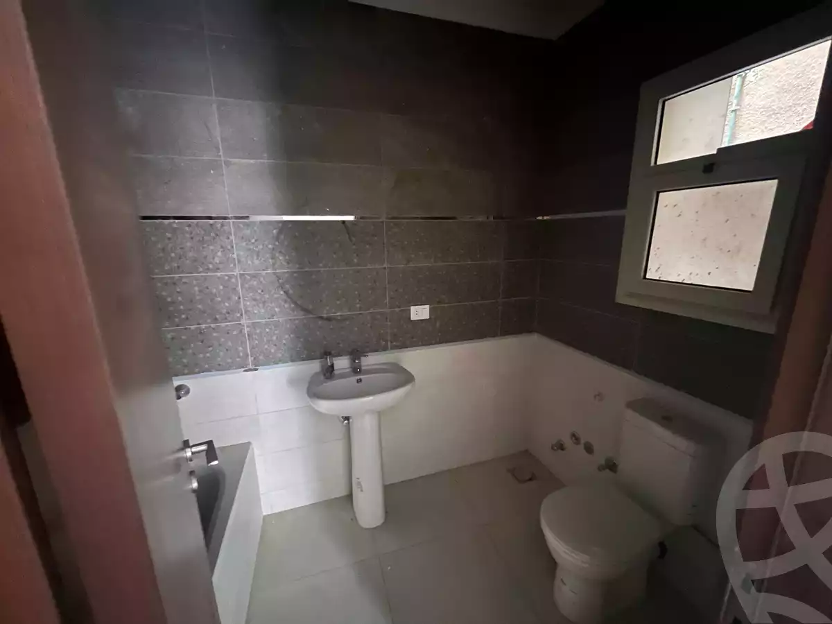https://aqarmap.com.eg/ar/listing/5720538-for-sale-cairo-new-cairo-compounds-brwmynd-ryzydns-wdy-djl-llttwyr