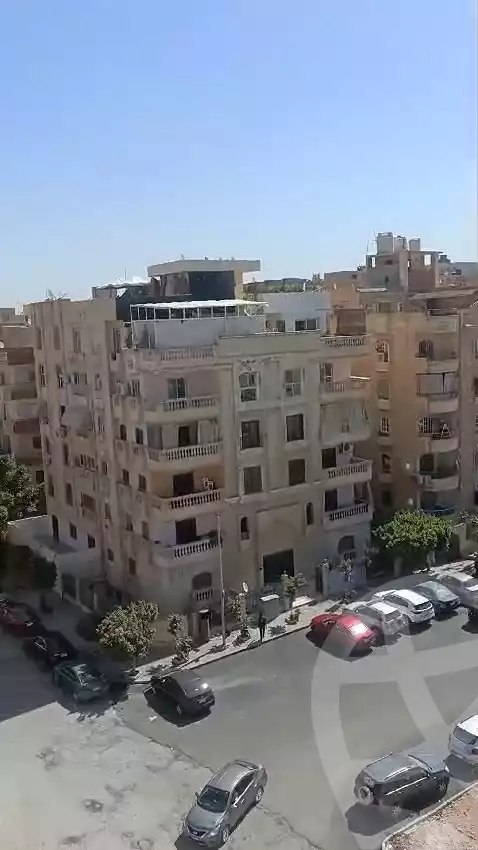 https://aqarmap.com.eg/en/listing/5855467-for-sale-cairo-mokattam-lhdb-l-ly-street-83