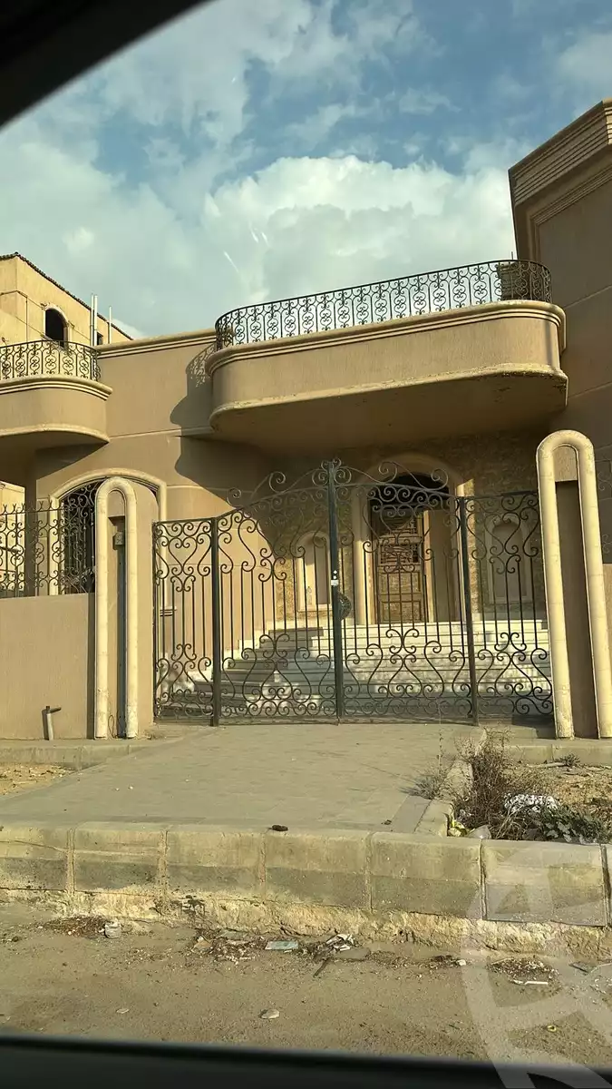 https://aqarmap.com.eg/en/listing/5856075-for-sale-cairo-new-cairo-el-banafsg-el-banafsag-12