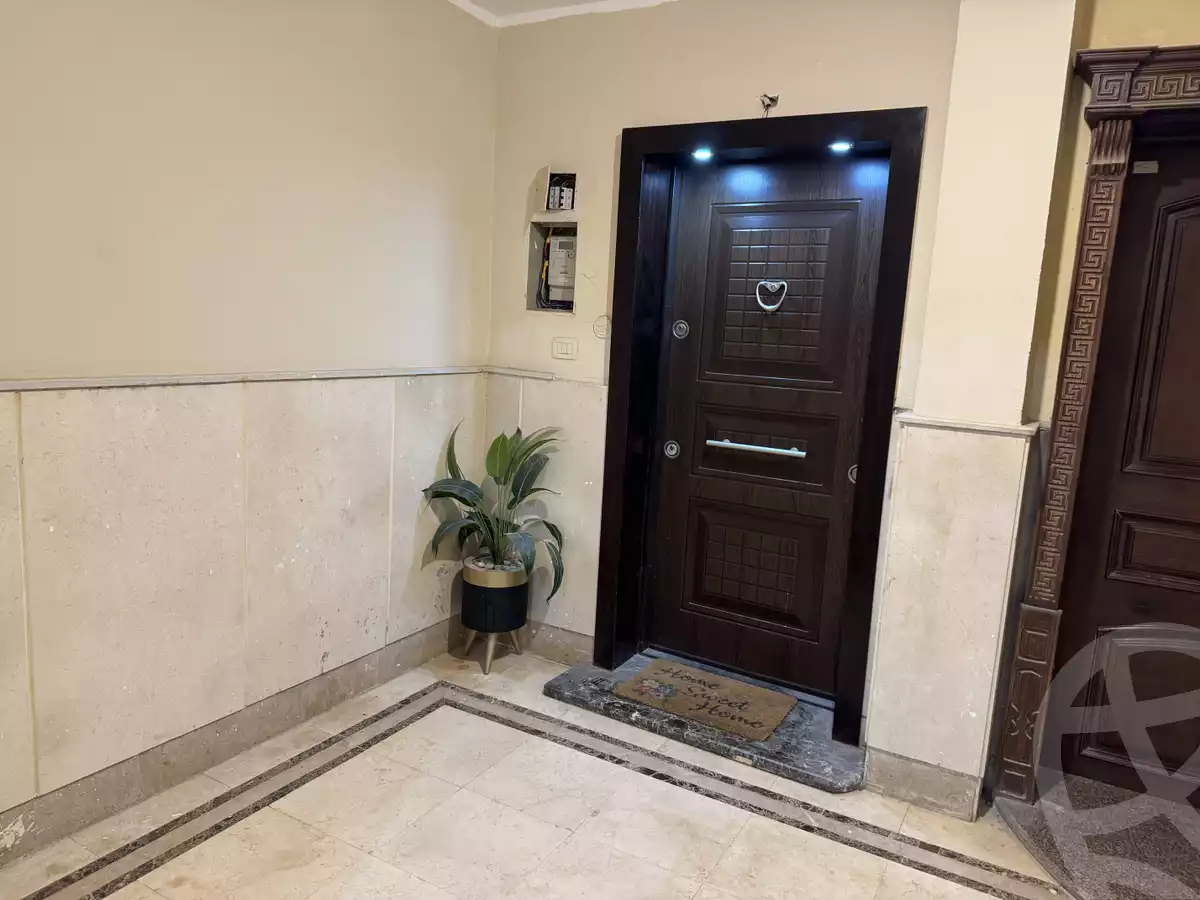 https://aqarmap.com.eg/en/listing/5791277-for-sale-cairo-mokattam-el-hadabah-el-wosta-compounds-palm-city