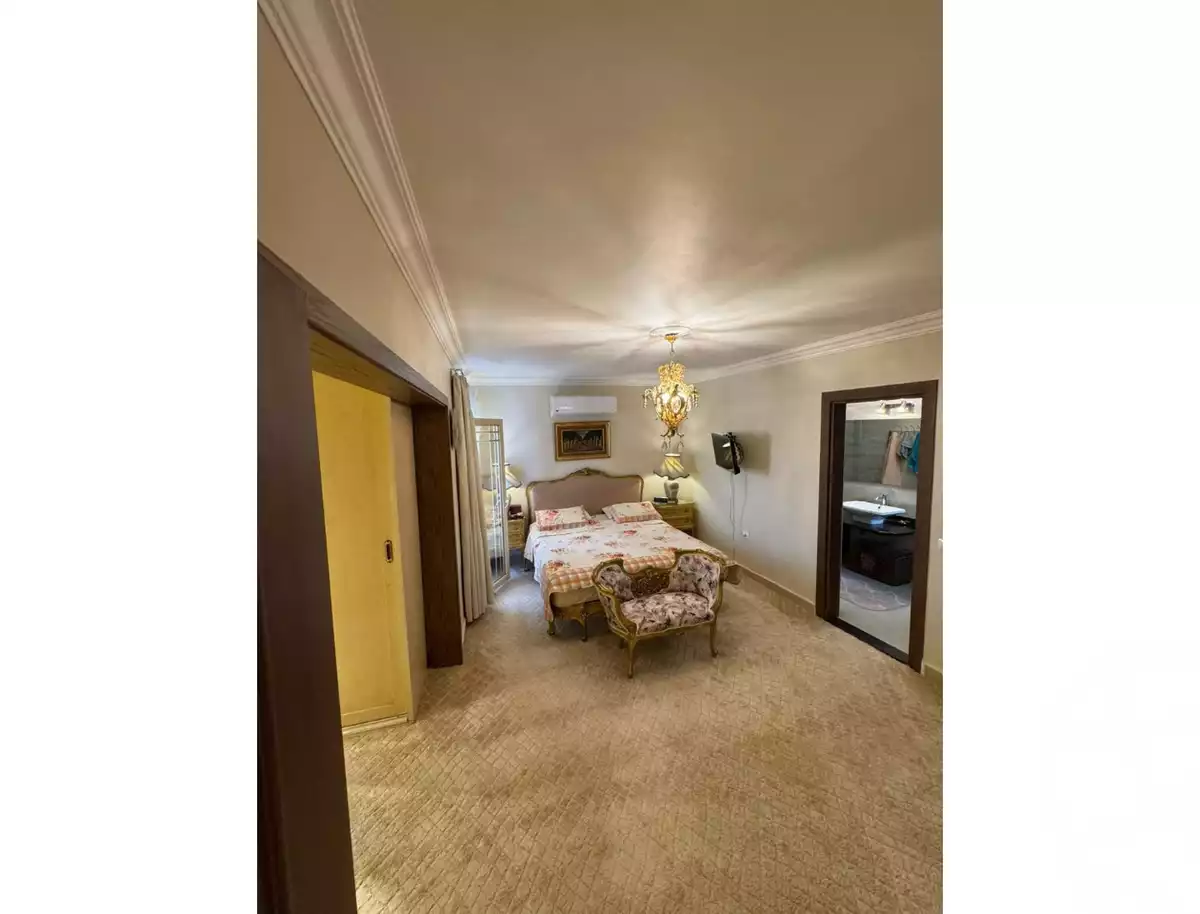 https://aqarmap.com.eg/en/listing/5857646-for-sale-cairo-el-sheikh-zayed-city-compounds-hadayek-el-mohandiseen