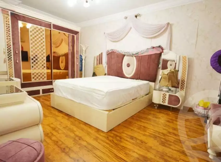 https://aqarmap.com.eg/ar/listing/5858788-for-sale-alexandria-camp-cesar-port-said-street