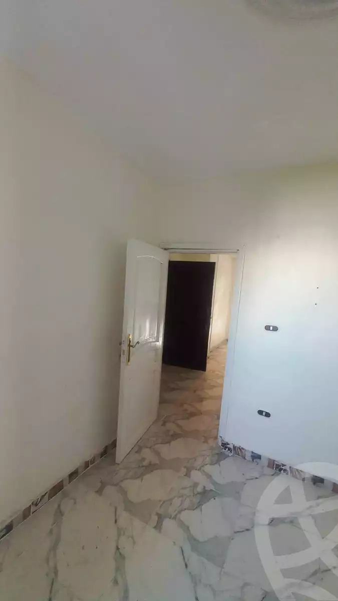 https://aqarmap.com.eg/en/listing/5859872-for-sale-alexandria-l-jmy-el-kilo-21