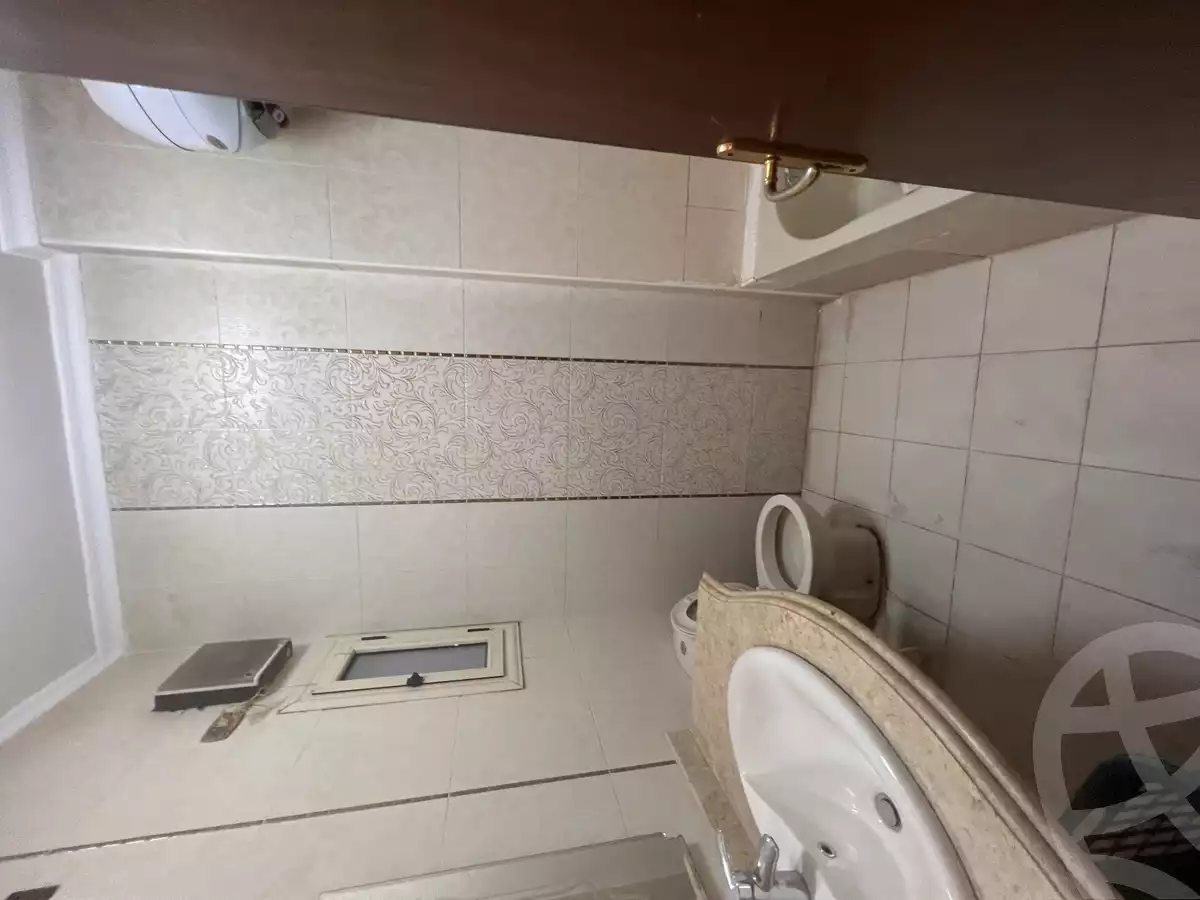 https://aqarmap.com.eg/en/listing/5859966-for-sale-cairo-el-sheikh-zayed-city-shr-lshbb