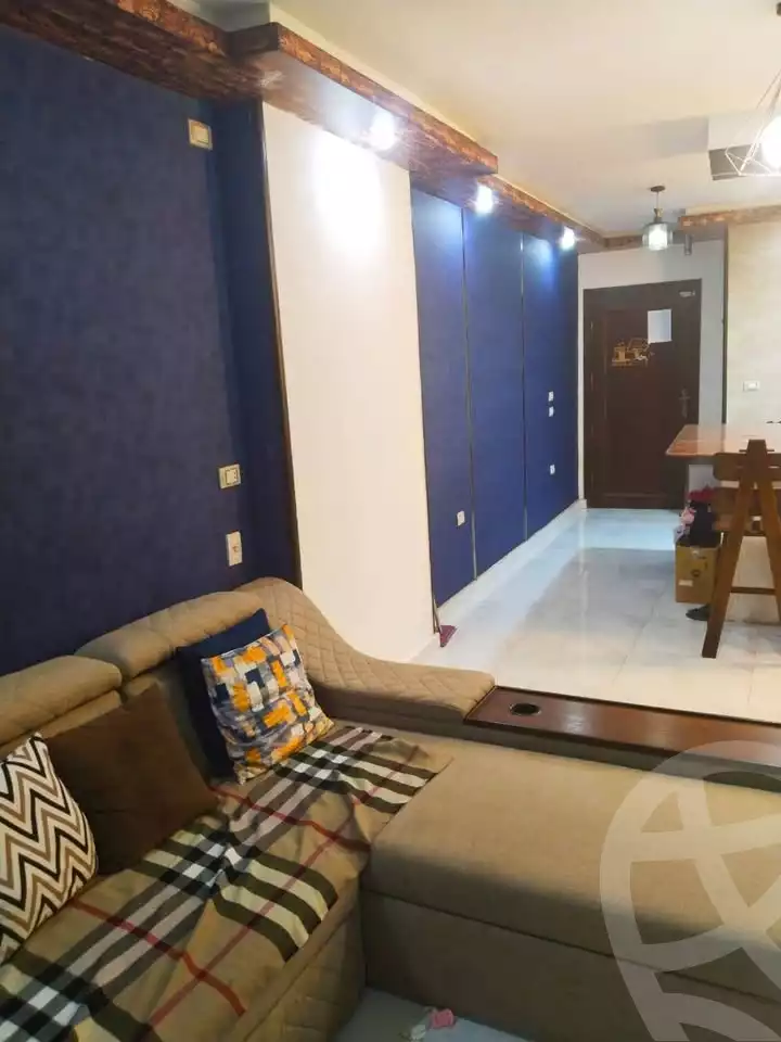 https://aqarmap.com.eg/en/listing/5860567-for-sale-alexandria-l-jmy-lbytsh-street-5-st