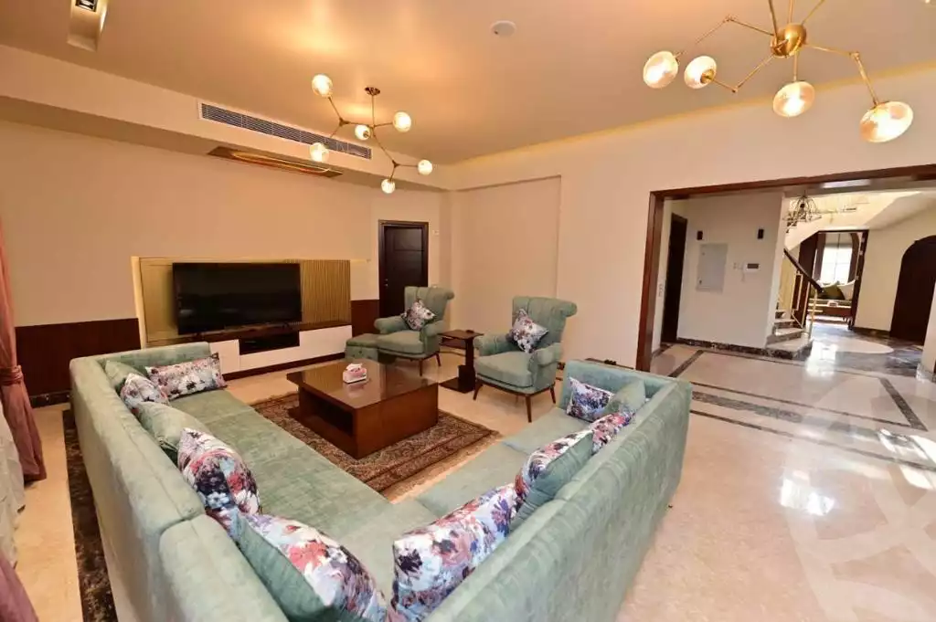https://aqarmap.com.eg/en/listing/5880131-for-rent-cairo-new-cairo-compounds-hyde-park-park-corner-hyde-park