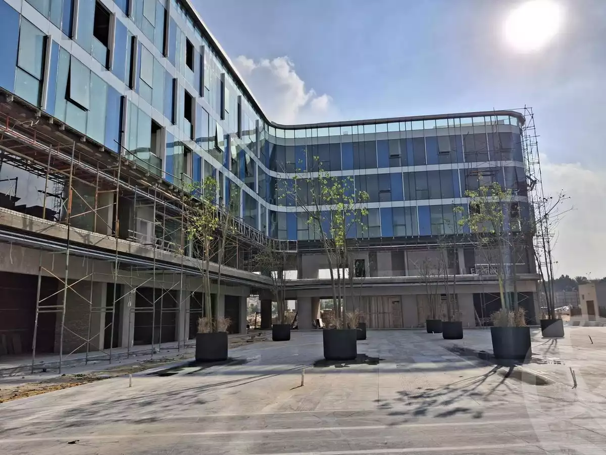 https://aqarmap.com.eg/en/listing/5860953-for-sale-cairo-el-sheikh-zayed-city-compounds-sntrw-zyd-mwl