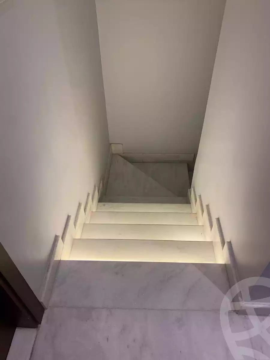 https://aqarmap.com.eg/en/listing/5861329-for-sale-cairo-el-sheikh-zayed-city-compounds-el-patio-zahraa