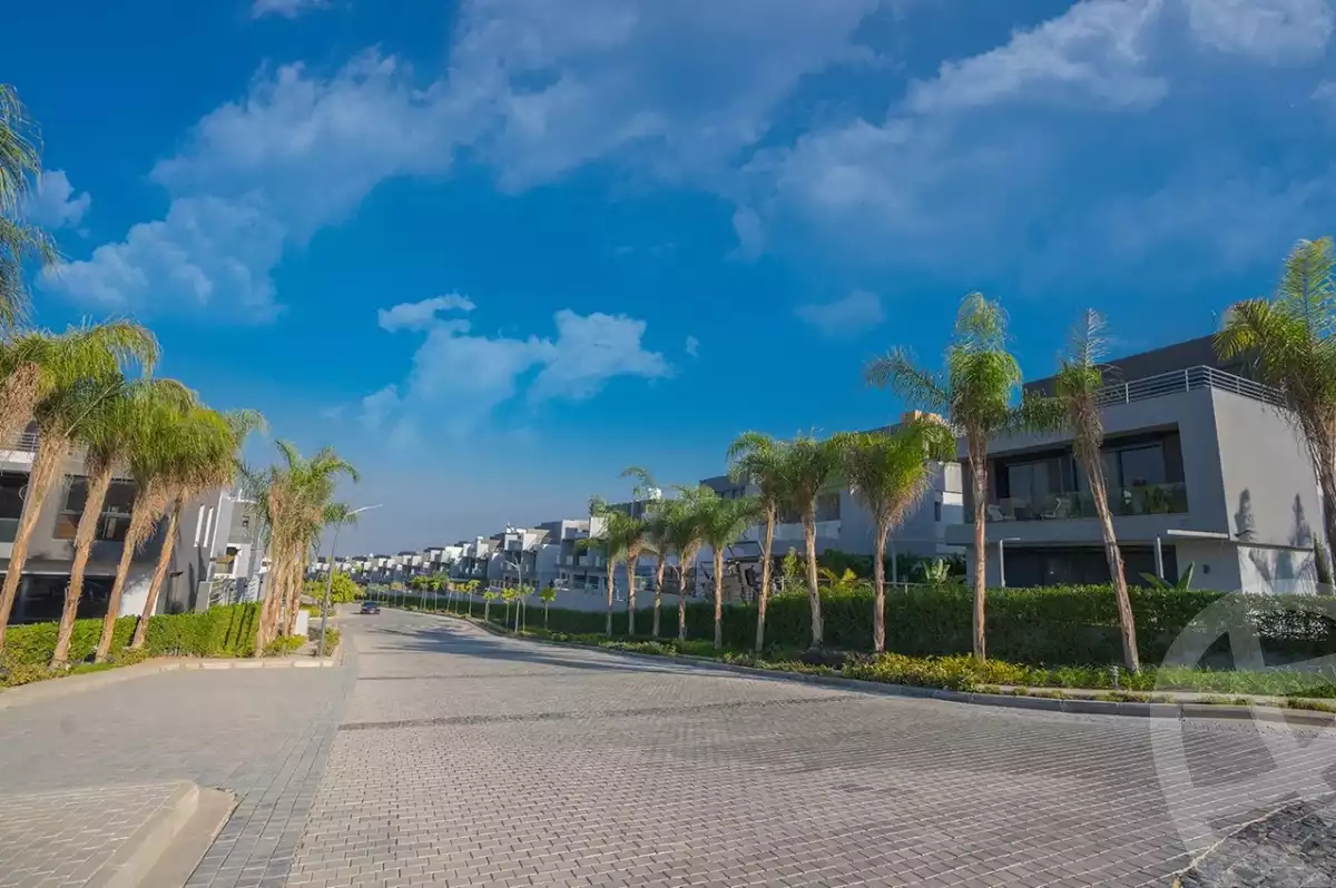 https://aqarmap.com.eg/en/listing/5861329-for-sale-cairo-el-sheikh-zayed-city-compounds-el-patio-zahraa