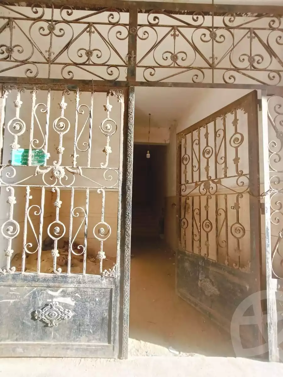 https://aqarmap.com.eg/ar/listing/5862764-for-sale-alexandria-l-jmy-el-hanouvel-kasr-al-quiri-st-1