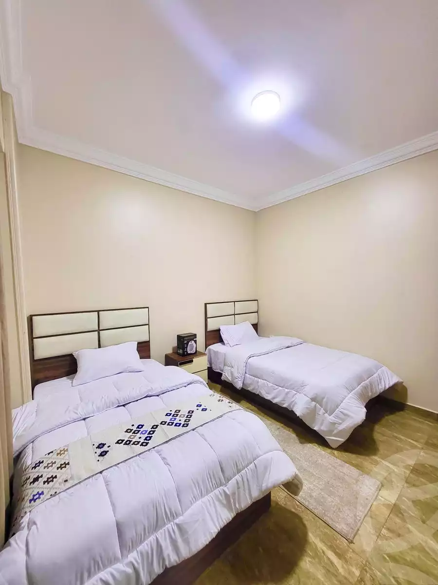 https://aqarmap.com.eg/en/listing/5863142-for-rent-cairo-new-cairo-compounds-el-mostashareen-compound