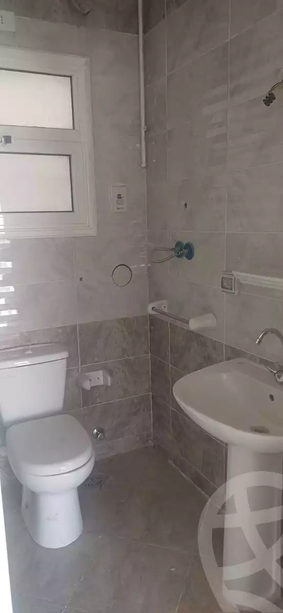 https://aqarmap.com.eg/ar/listing/5863147-for-rent-cairo-new-cairo-madinaty-twelfth-zone-buildings
