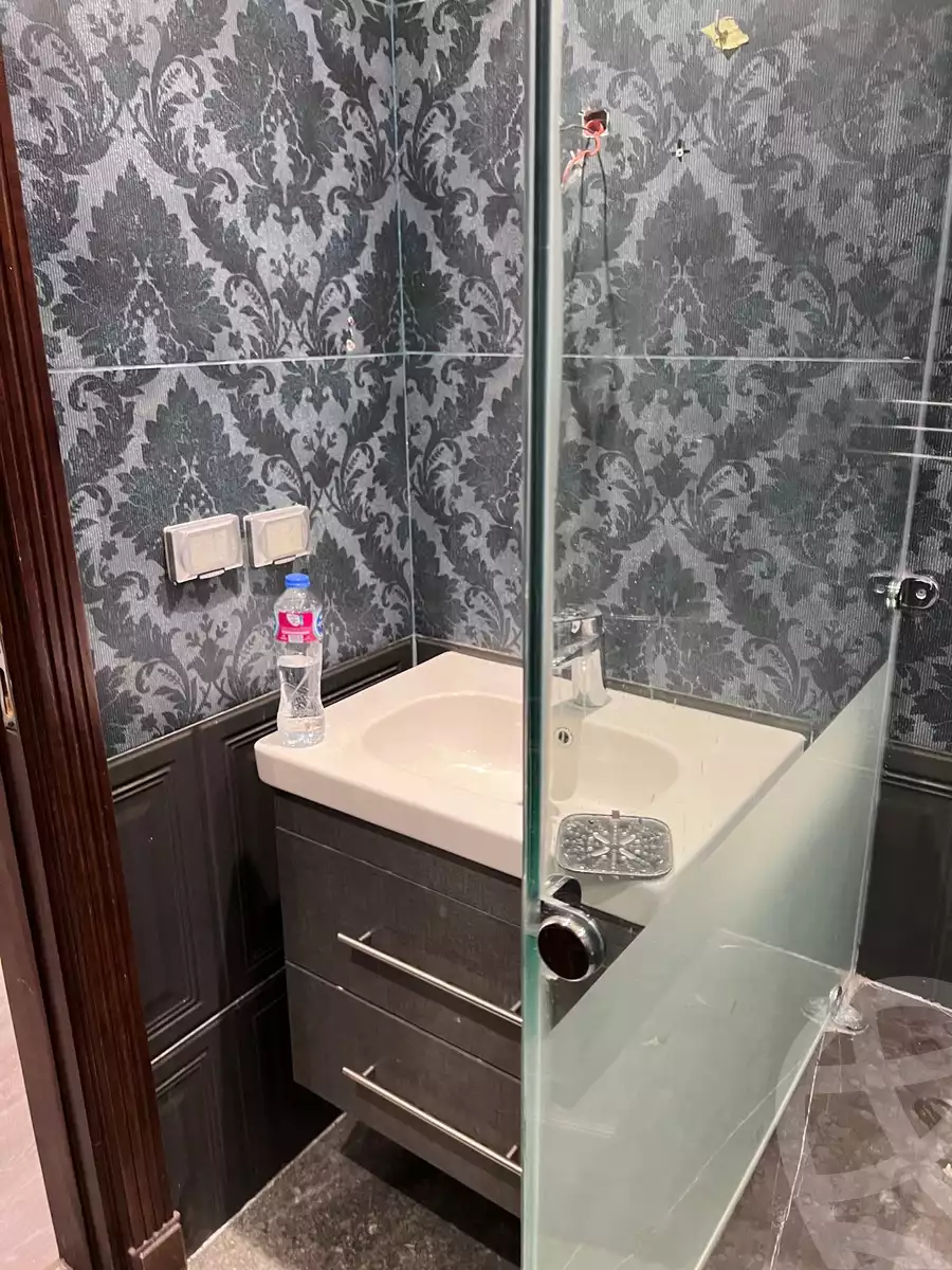https://aqarmap.com.eg/en/listing/5865236-for-rent-cairo-new-cairo-compounds-the-square