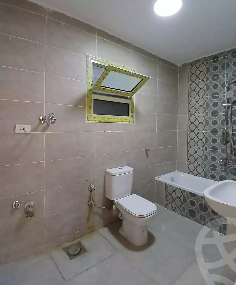 https://aqarmap.com.eg/ar/listing/5865655-for-sale-alexandria-l-jmy-lbytsh-sabrin-st
