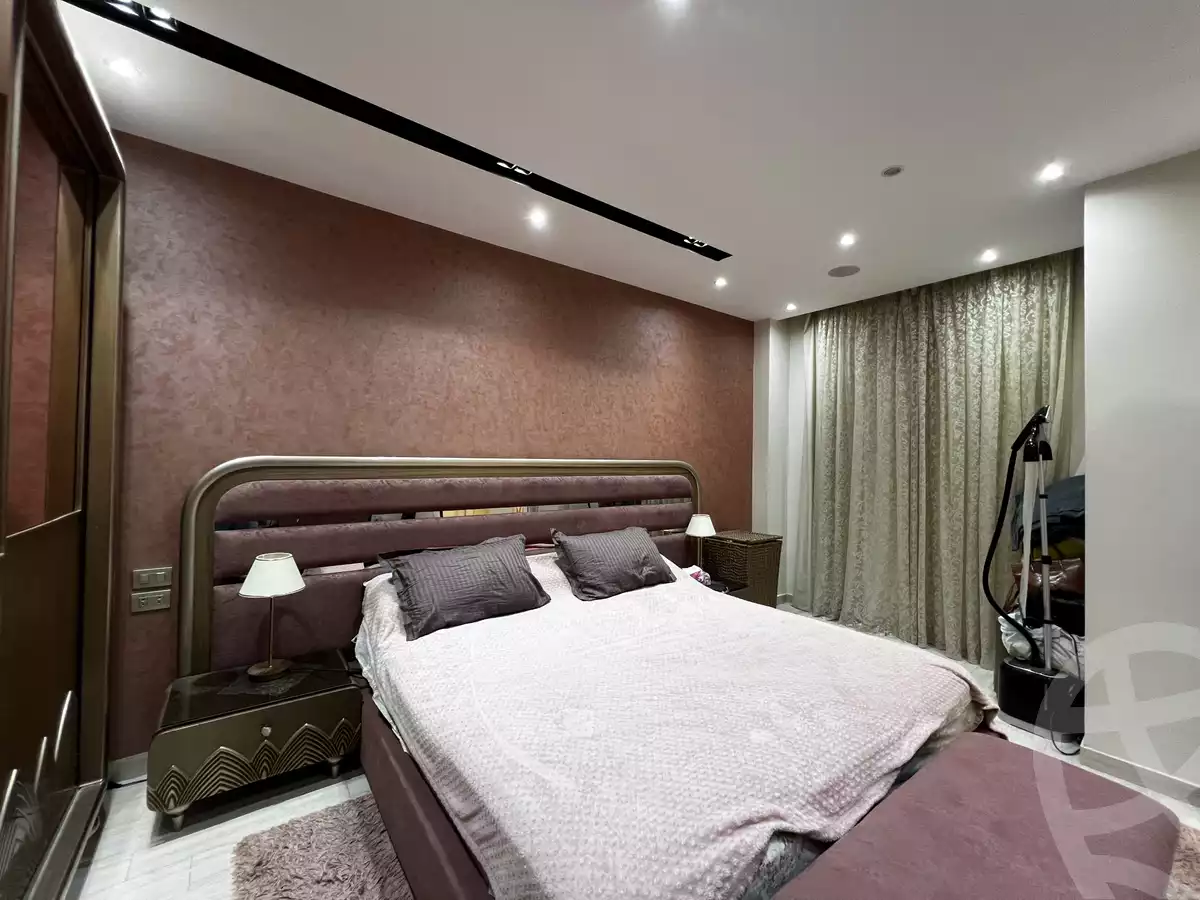 https://aqarmap.com.eg/en/listing/5849404-for-sale-cairo-mokattam-el-hadabah-el-wosta-compounds-family-home