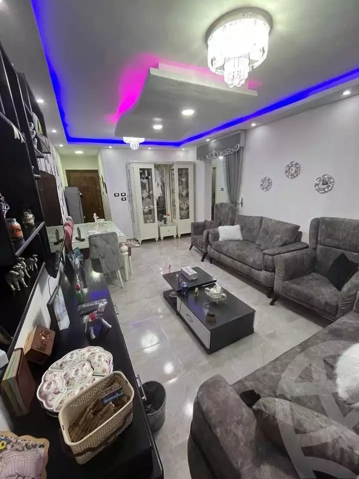 https://aqarmap.com.eg/ar/listing/5866496-for-sale-alexandria-el-asafra-l-sfr-qbly