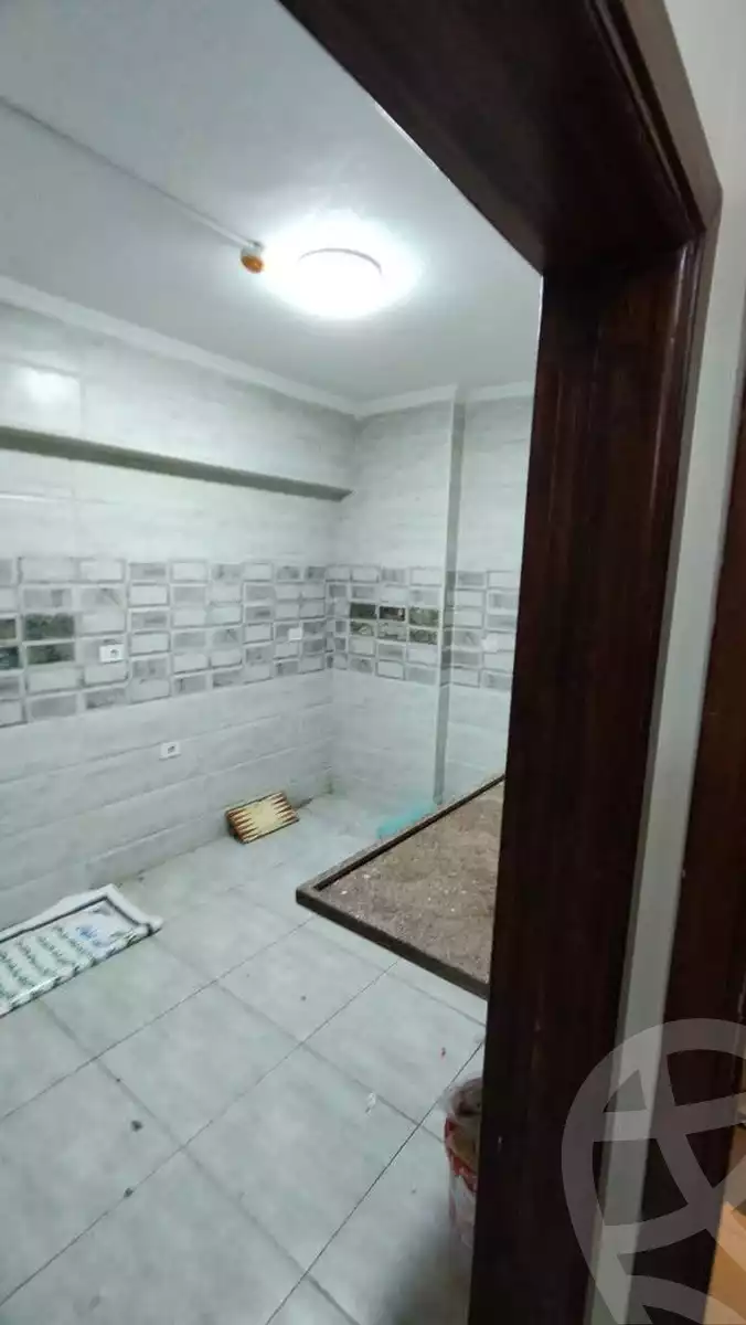 https://aqarmap.com.eg/ar/listing/5866533-for-rent-cairo-helwan-kwrnysh-hlwn
