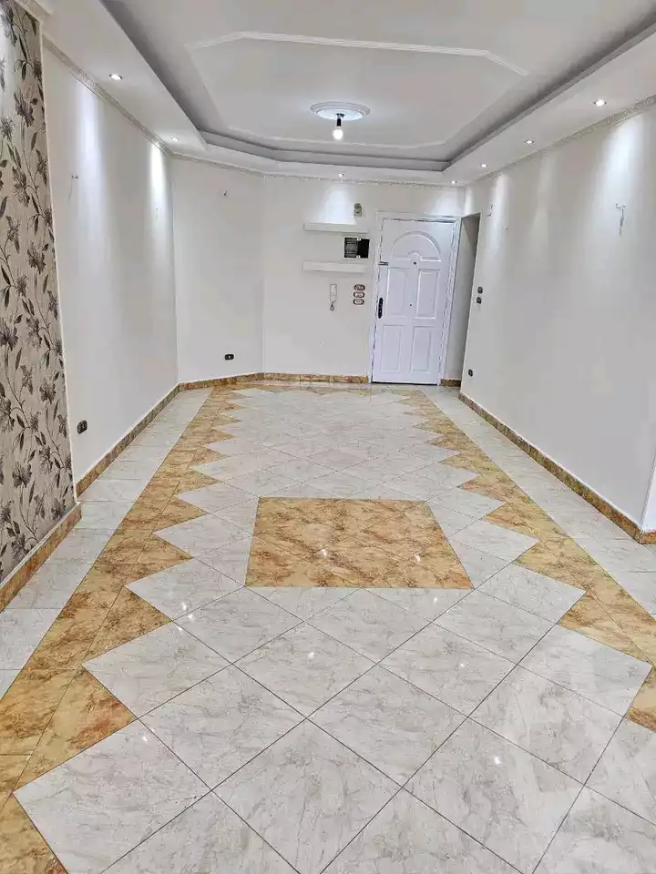 https://aqarmap.com.eg/en/listing/5868506-for-rent-cairo-mokattam-lhdb-l-ly-shareaa-9