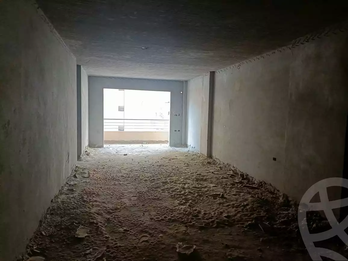 https://aqarmap.com.eg/ar/listing/5868855-for-sale-cairo-el-maadi-zahraa-el-maadi-brj-lysmyn