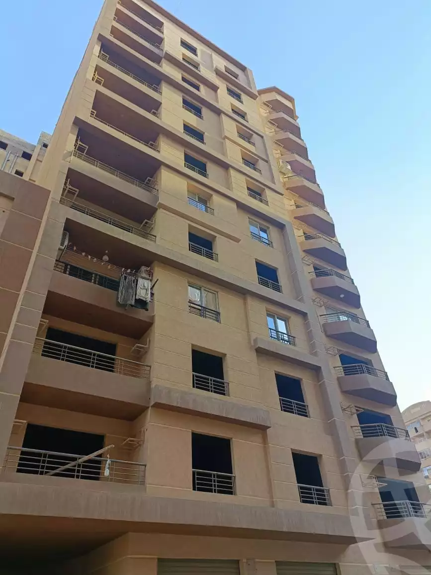 https://aqarmap.com.eg/ar/listing/5868855-for-sale-cairo-el-maadi-zahraa-el-maadi-brj-lysmyn