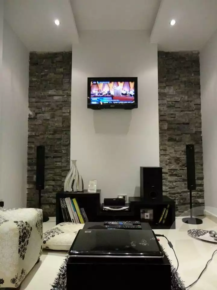 https://aqarmap.com.eg/en/listing/5869290-for-sale-cairo-new-cairo-el-ahyaa-fourth-neighborhood-street-6